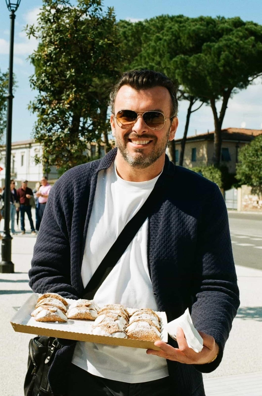 Sasha Rojnik in Pisa with Canoli